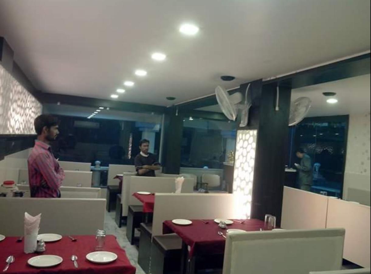 Hotel Asopalav Ambaji Esterno foto