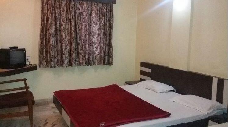 Hotel Asopalav Ambaji Esterno foto